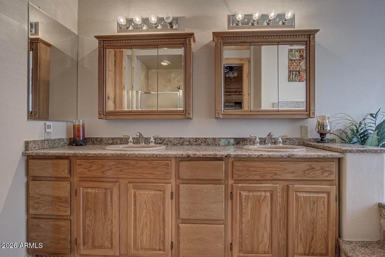 2833 W Red Hawk Circle, Happy Jack, AZ 86024 — photo 18 of 42