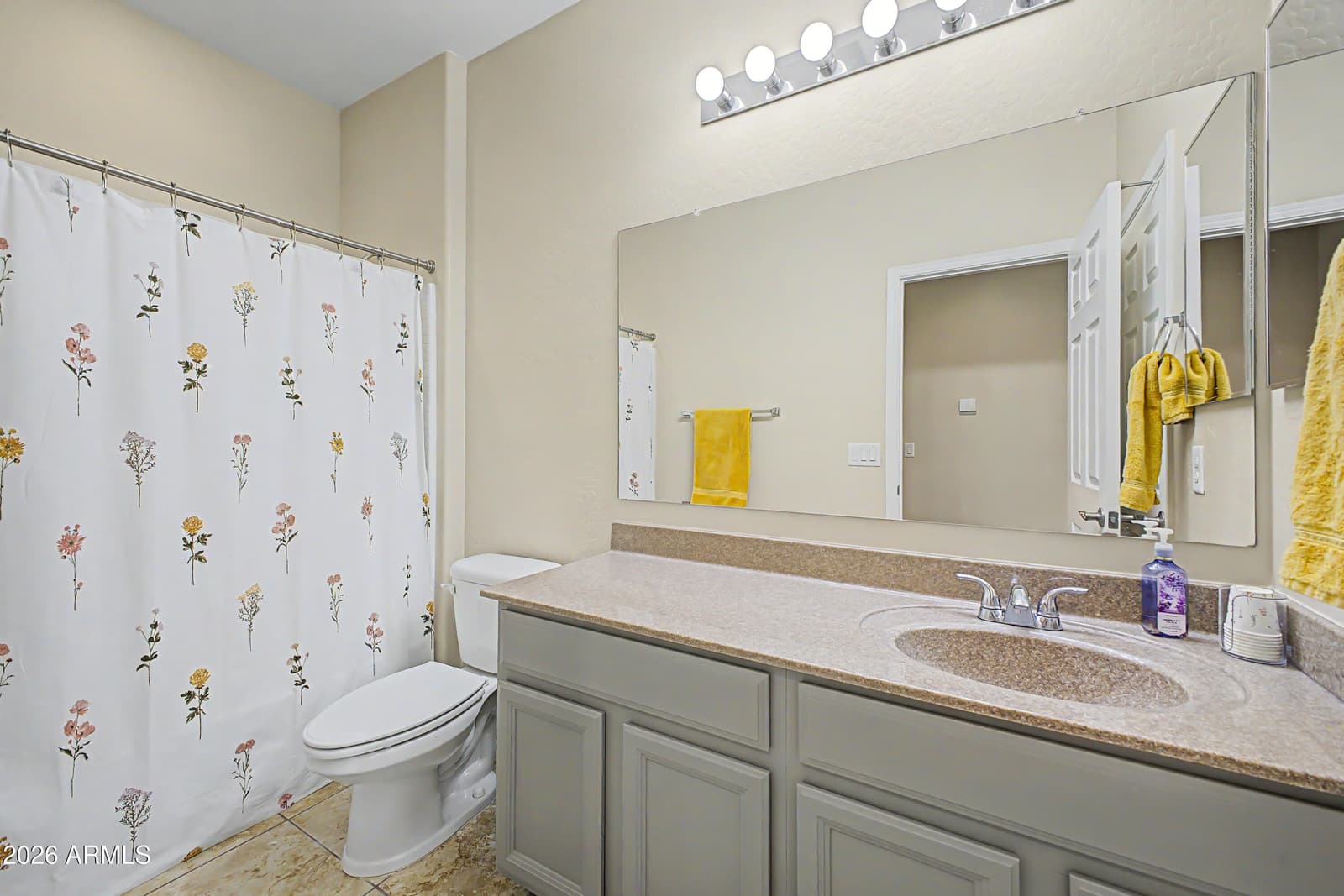 2328 W Melody Drive, Phoenix, AZ 85041 — photo 13 of 32