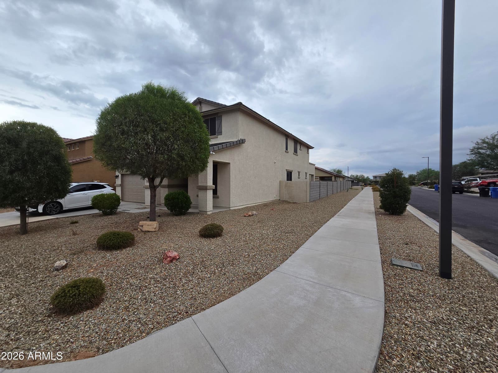 17867 W Jessie Lane, Surprise, AZ 85387 — photo 4 of 31