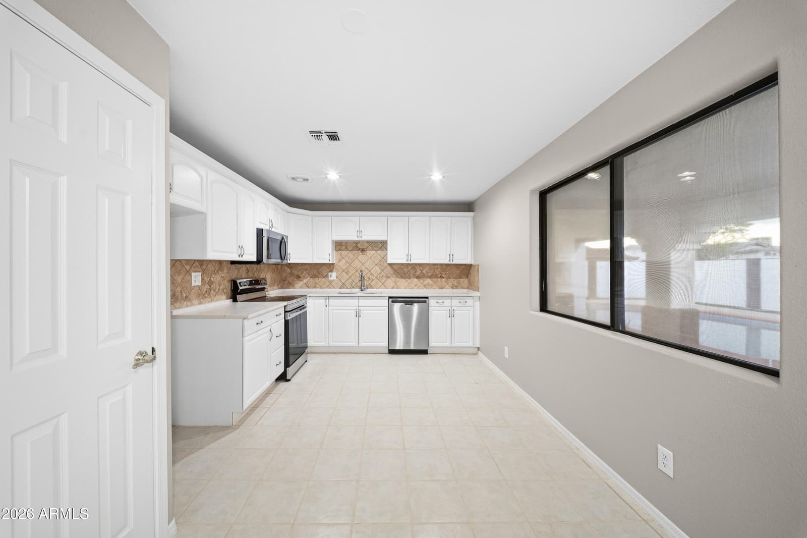 3802 N 86th Avenue, Phoenix, AZ 85037 — photo 12 of 29
