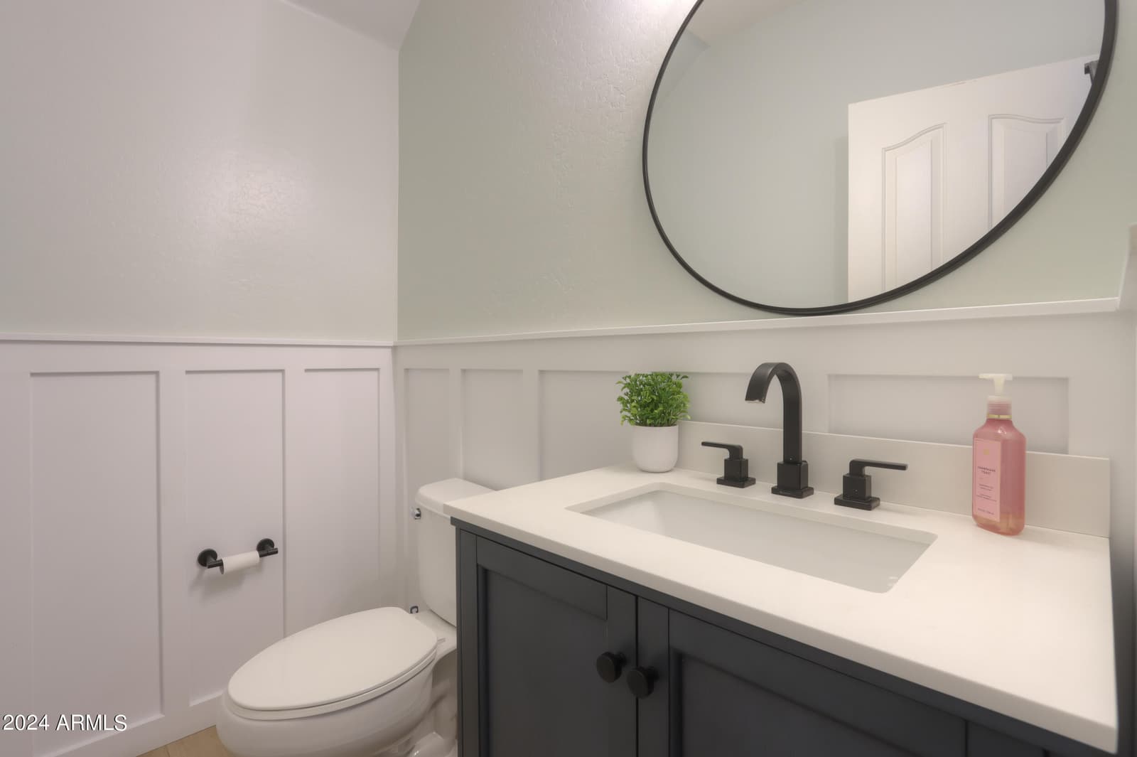 986 S Hawk Lane, Gilbert, AZ 85296 — photo 15 of 38