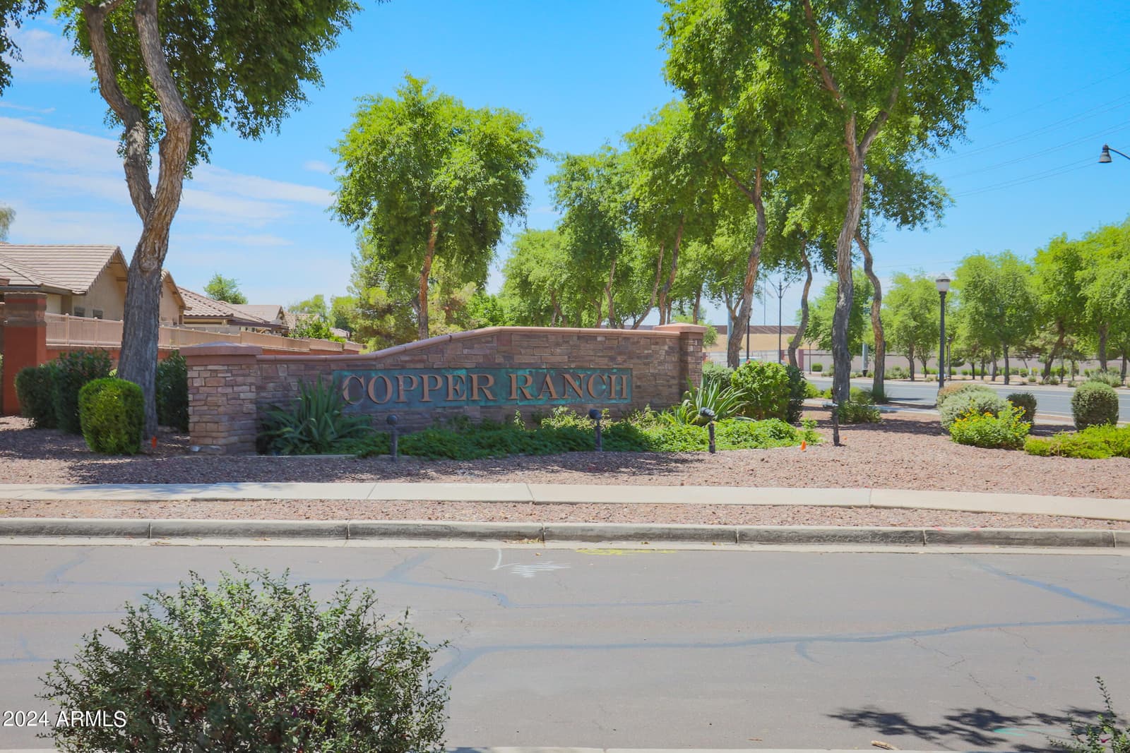 986 S Hawk Lane, Gilbert, AZ 85296 — photo 33 of 38