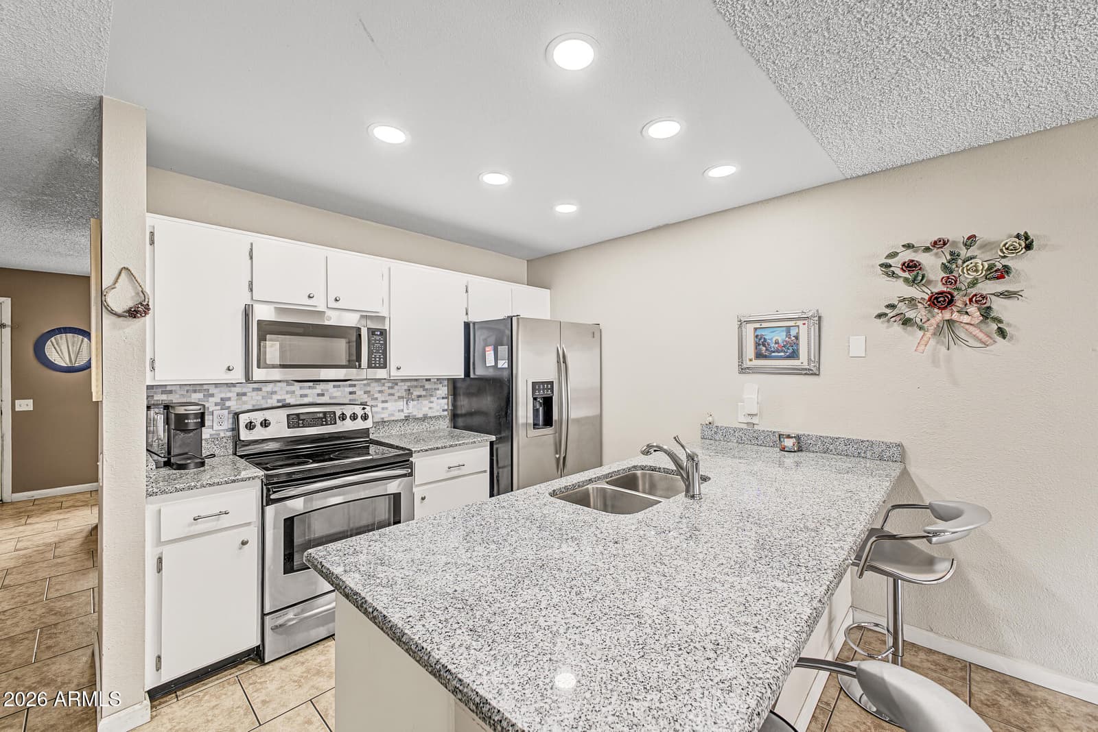 3214 W Mohawk Lane, Phoenix, AZ 85027 — photo 12 of 30