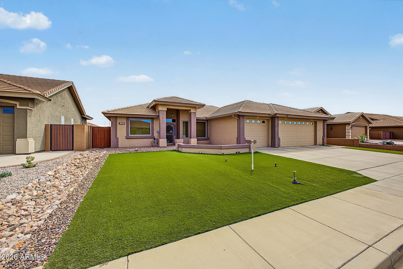11439 E Nell Avenue, Mesa, AZ 85209 — photo 7 of 32