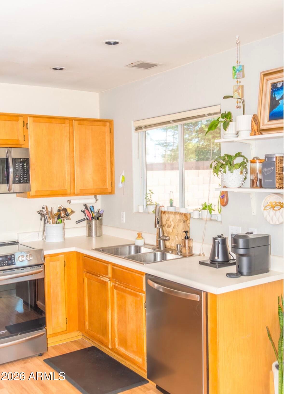17475 N 28th Avenue, Phoenix, AZ 85053 — photo 13 of 37