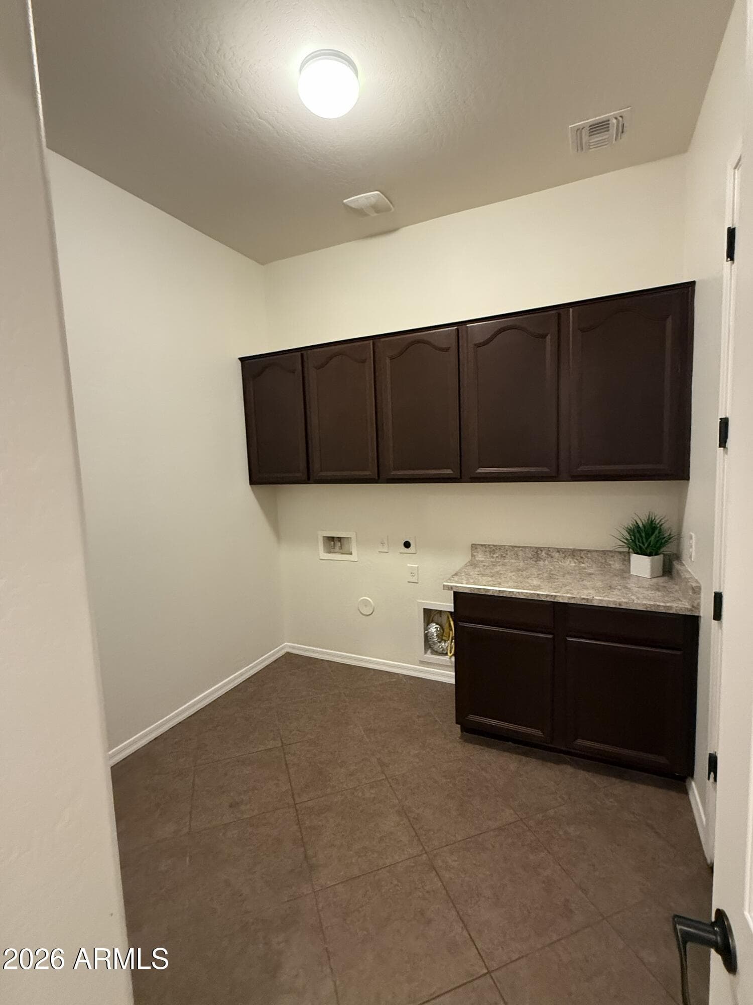 2564 E Orleans Drive, Gilbert, AZ 85298 — photo 12 of 17