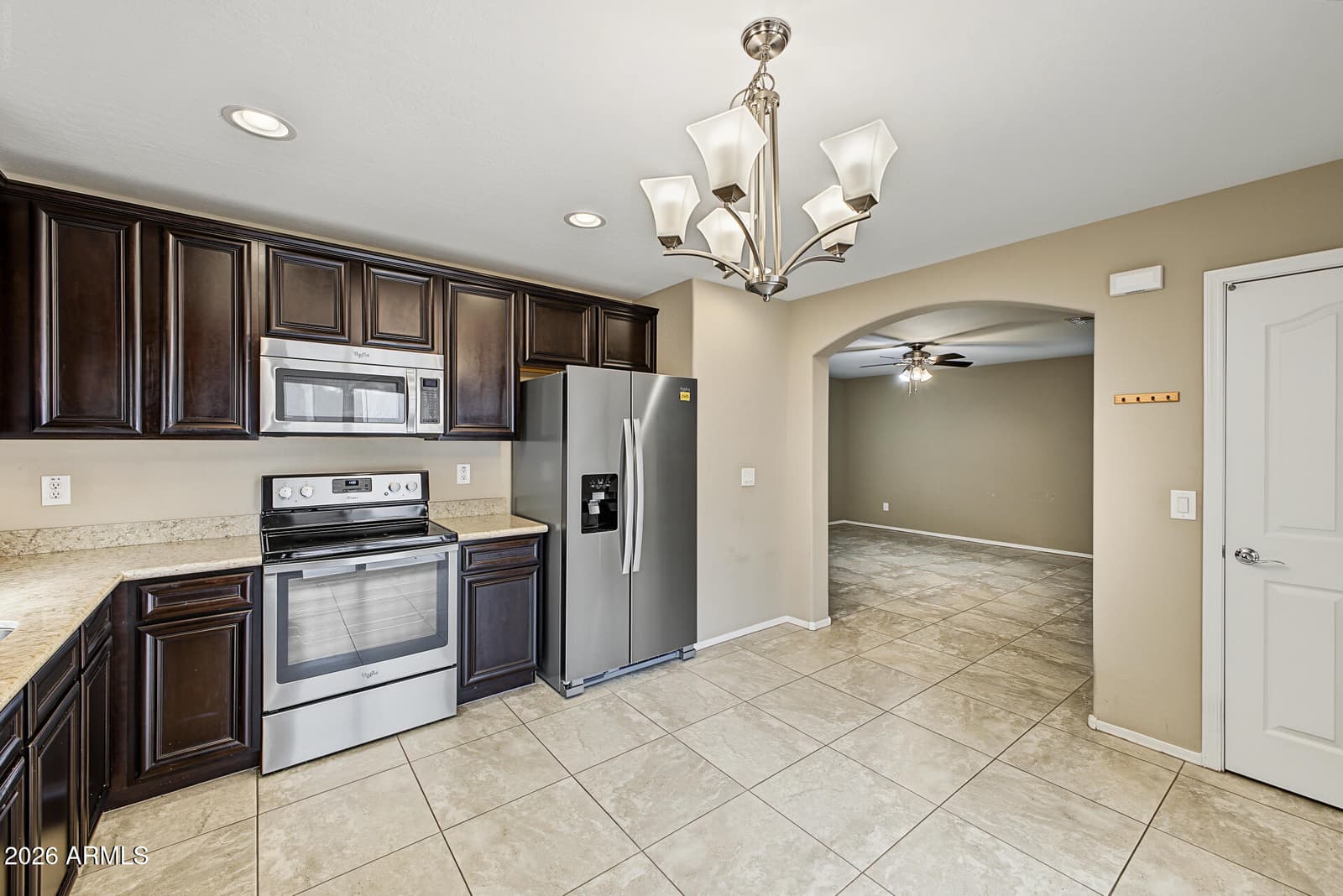 2552 E Vermont Drive, Gilbert, AZ 85295 — photo 7 of 35