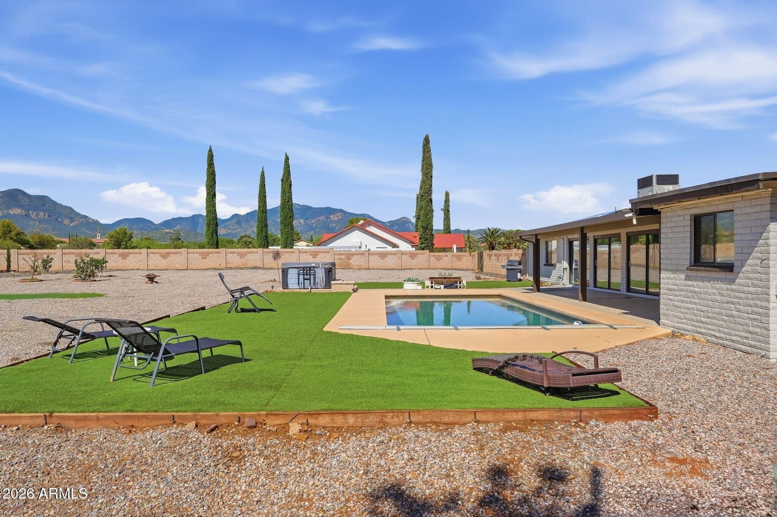 2726 E Papago Trail, Sierra Vista, AZ 85650 — photo 5 of 56