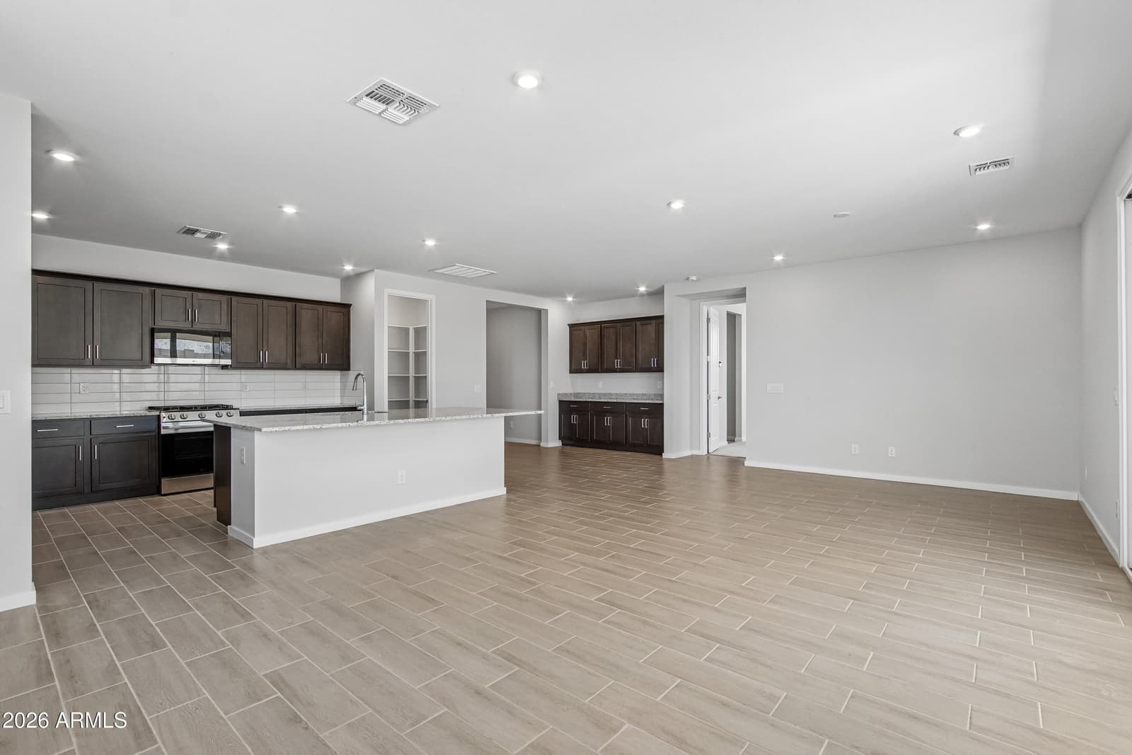23021 W Irma Lane, Surprise, AZ 85387 — photo 8 of 26
