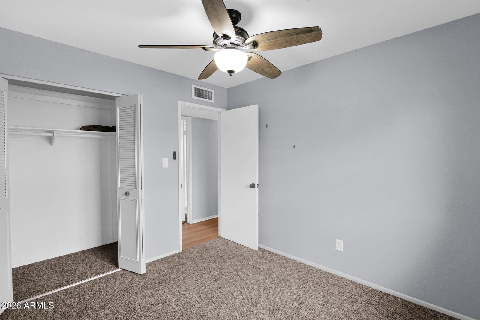 12036 N 41st Drive, Phoenix, AZ 85029 — photo 14 of 32