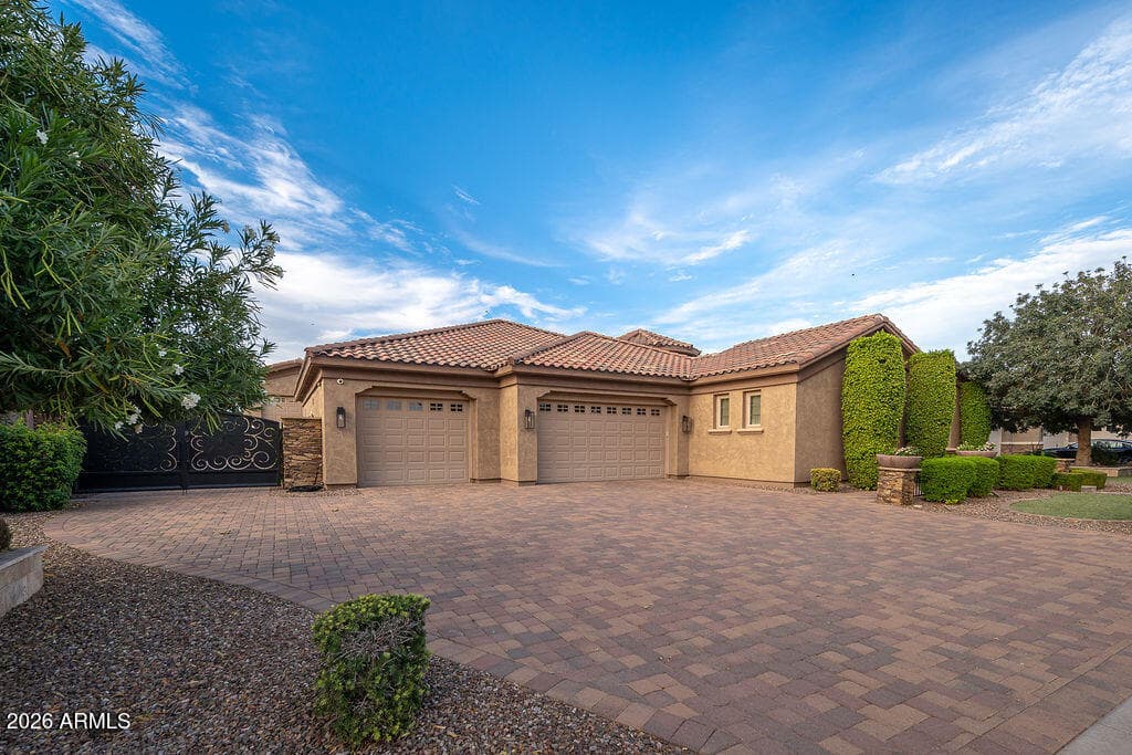 19916 E Camacho Road, Queen Creek, AZ 85142 — photo 4 of 65