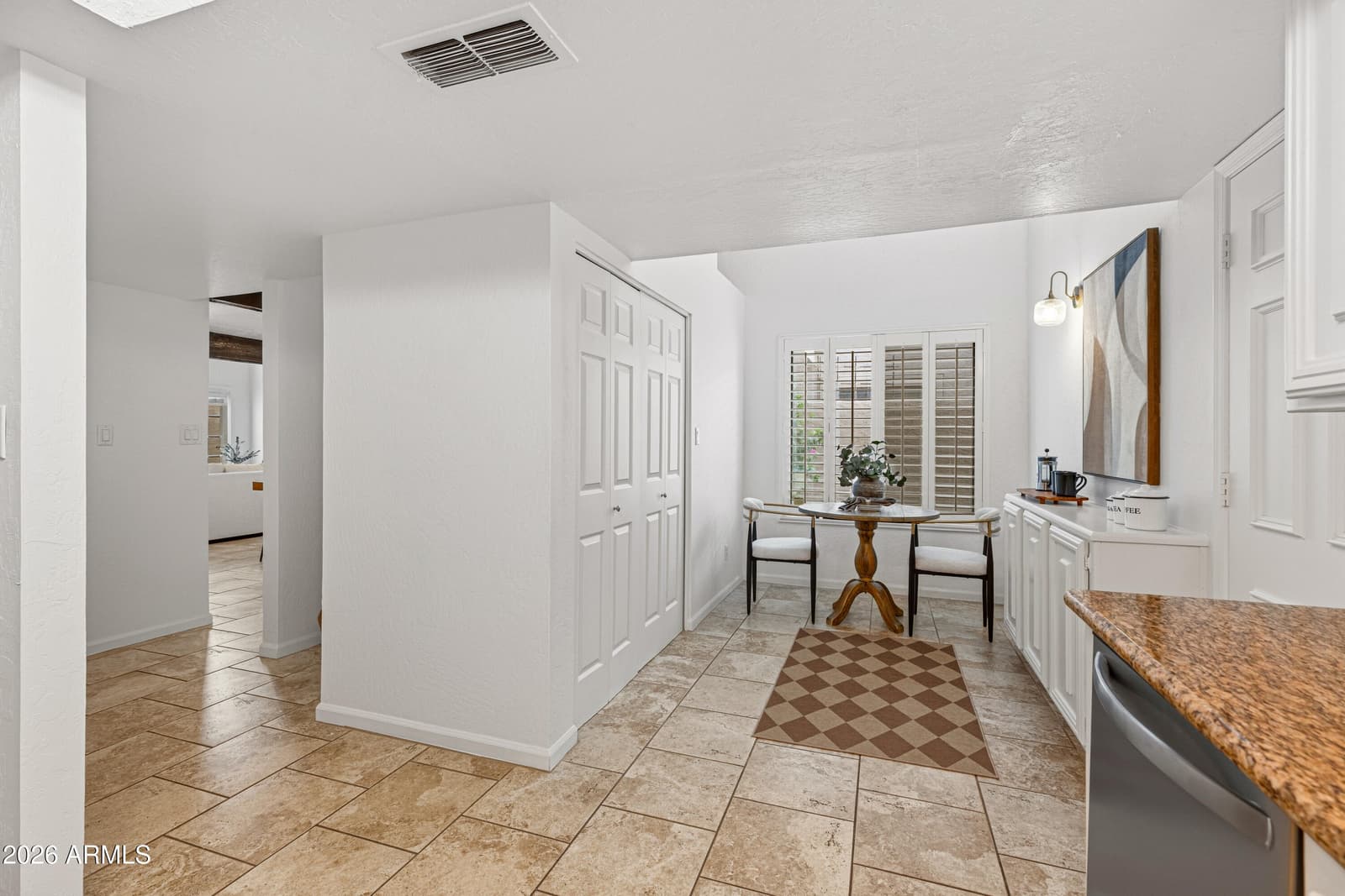 5812 N 12th Street 31, Phoenix, AZ 85014 — photo 17 of 39