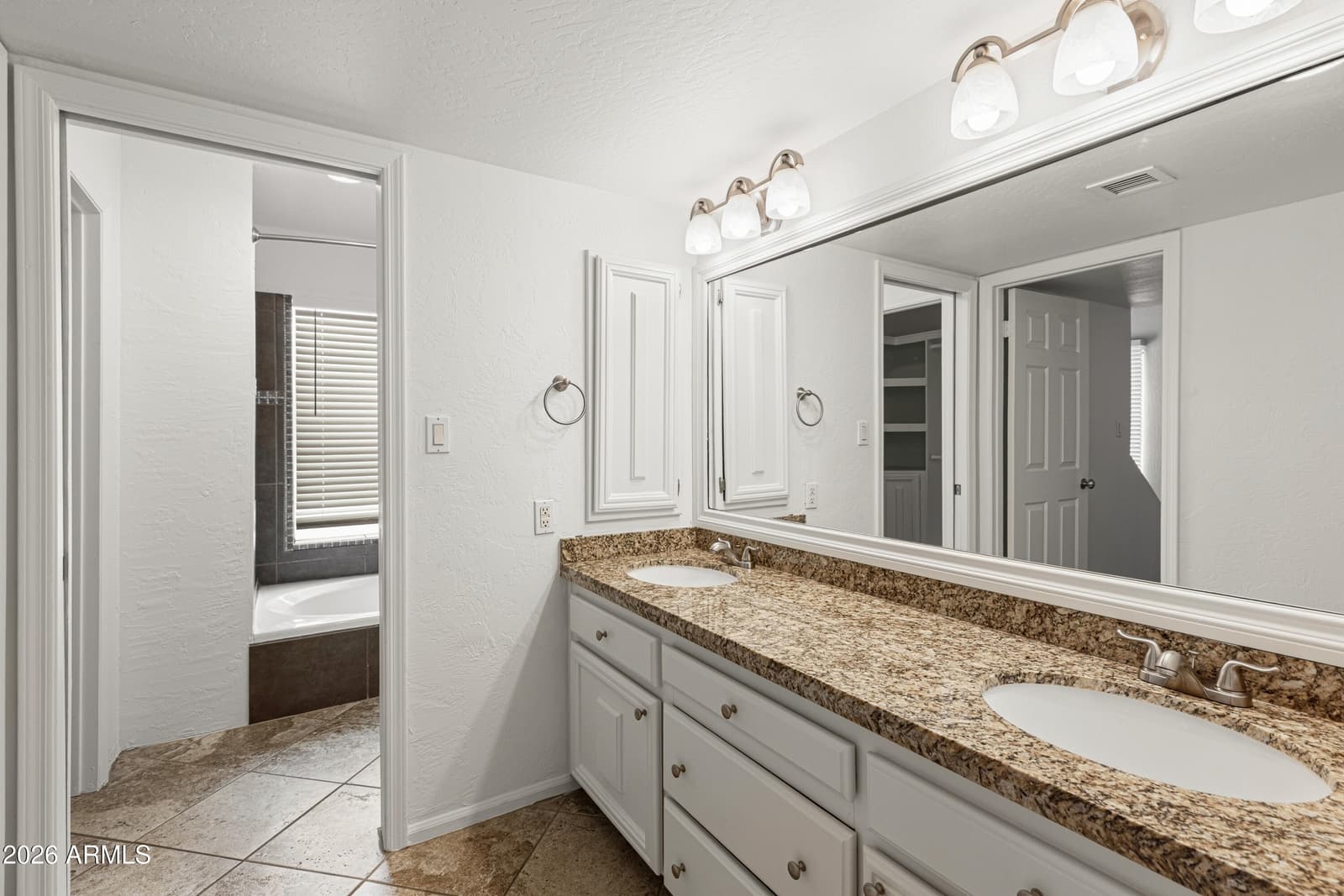 5812 N 12th Street 31, Phoenix, AZ 85014 — photo 32 of 39
