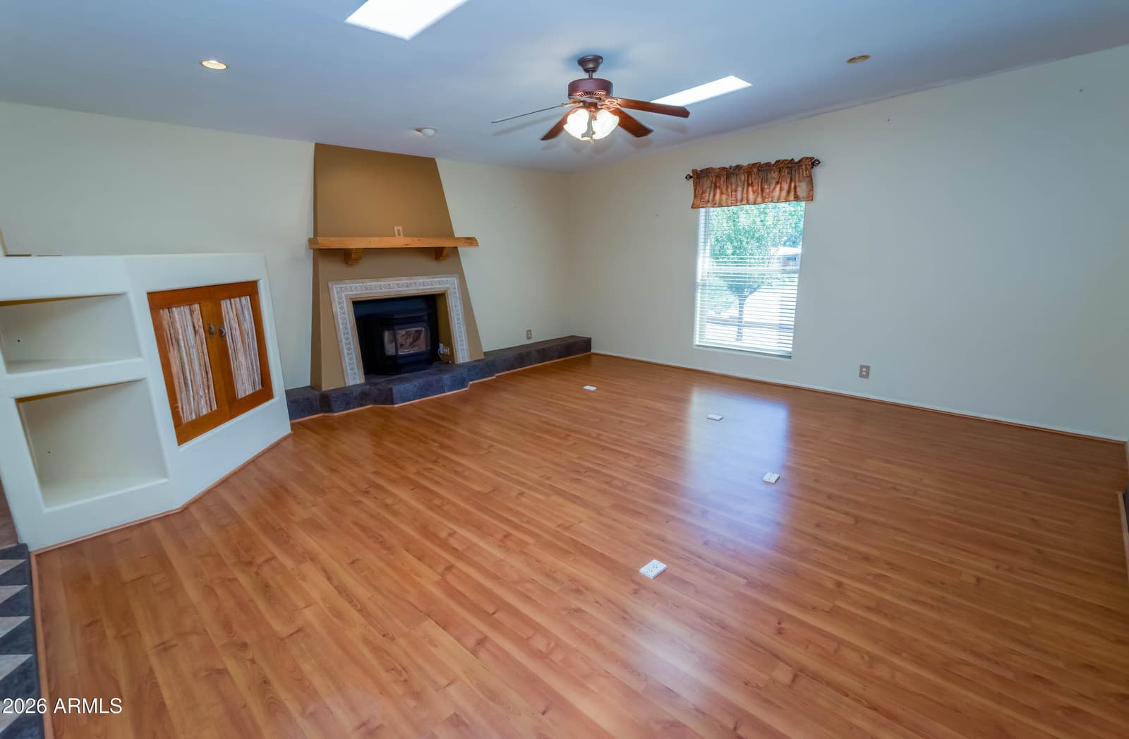 1689 Crestwood Drive, Sierra Vista, AZ 85635 — photo 14 of 77