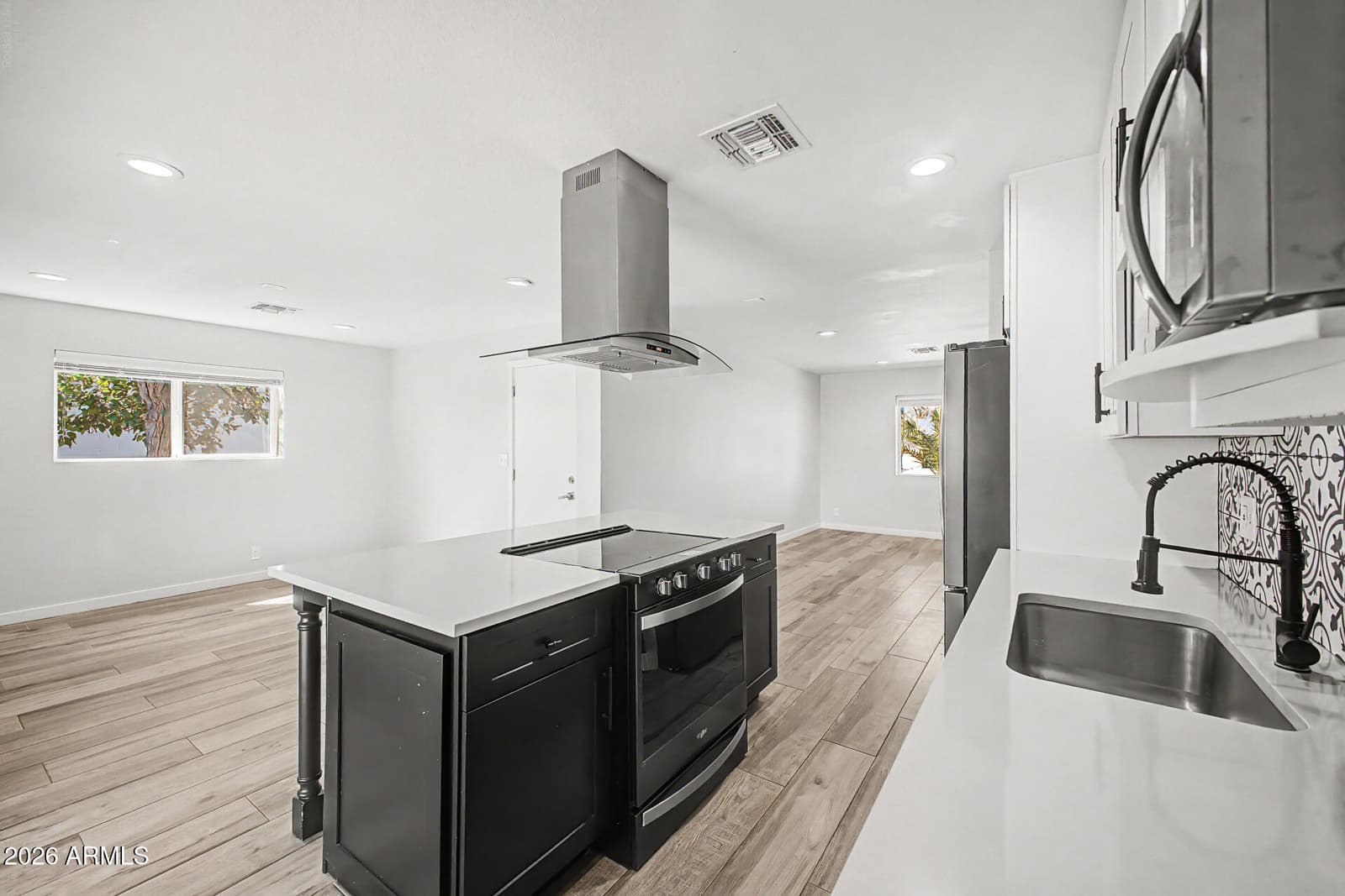 827 W Romo Jones Street, Tempe, AZ 85281 — photo 14 of 30