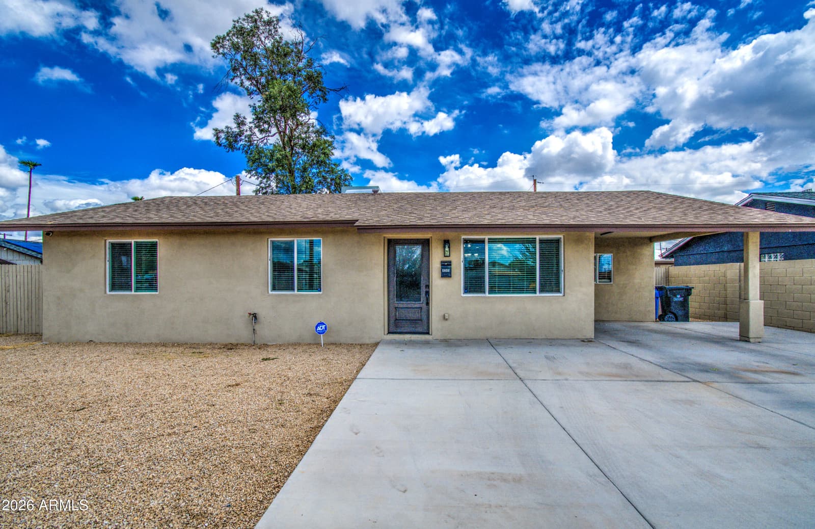 3245 N 43rd Avenue N, Phoenix, AZ 85031 — photo 5 of 44