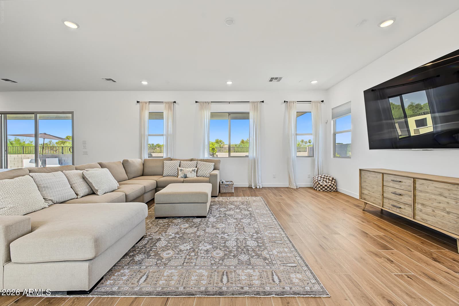 252 W Flax Drive, San Tan Valley, AZ 85140 — photo 14 of 59
