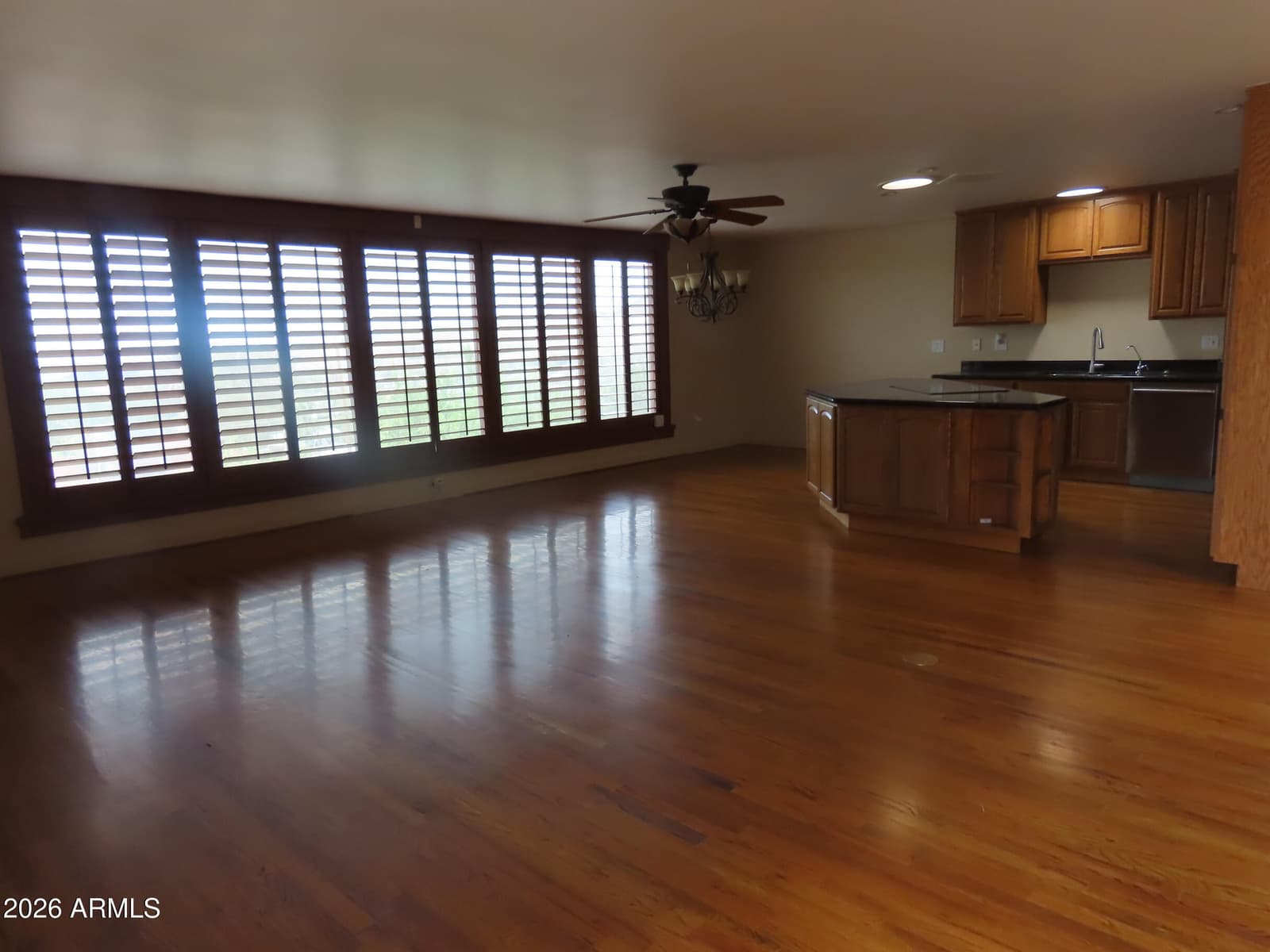 212 W Crowe Street, Superior, AZ 85173 — photo 5 of 40