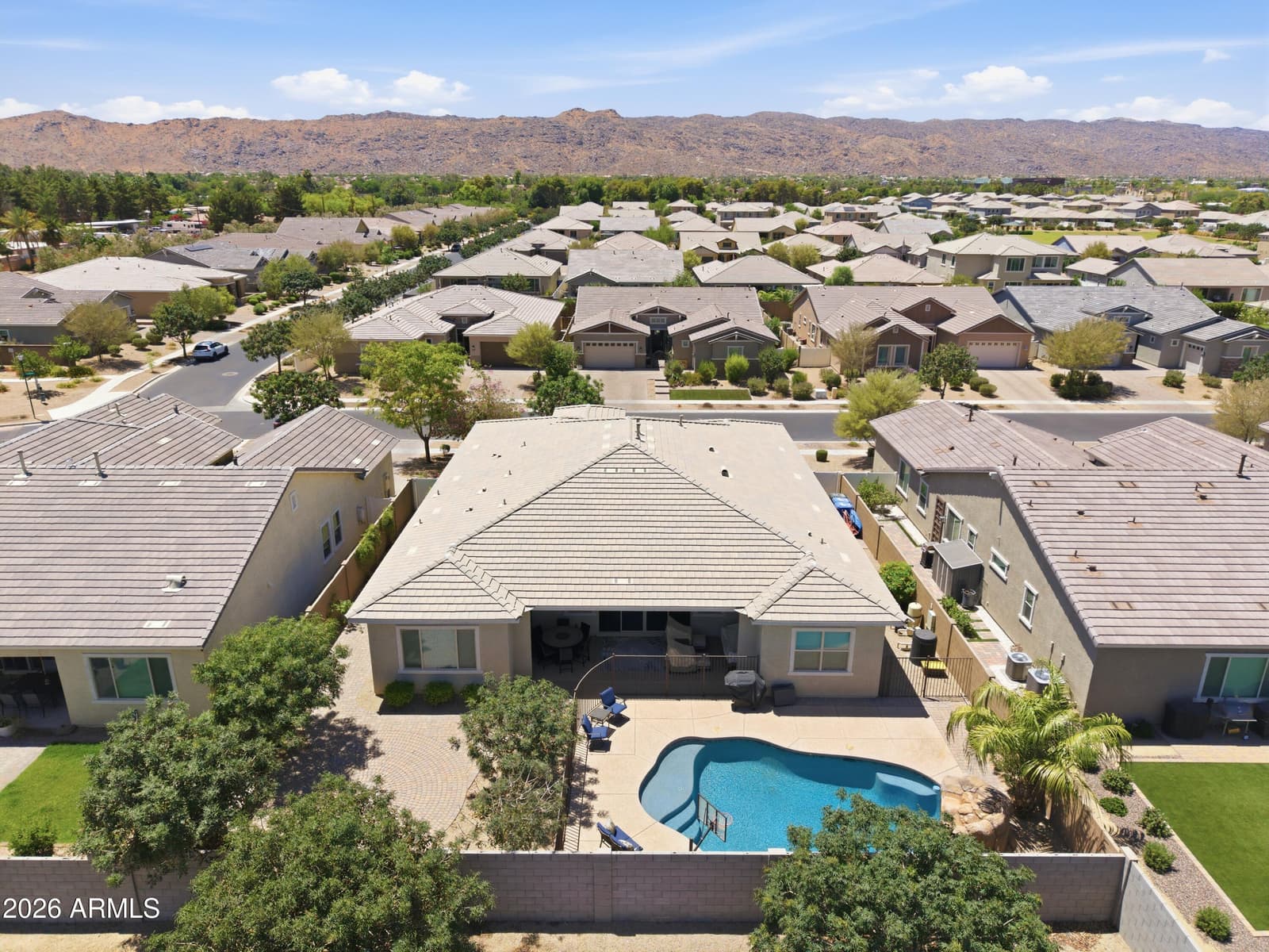 2522 E Pleasant Lane, Phoenix, AZ 85042 — photo 33 of 52