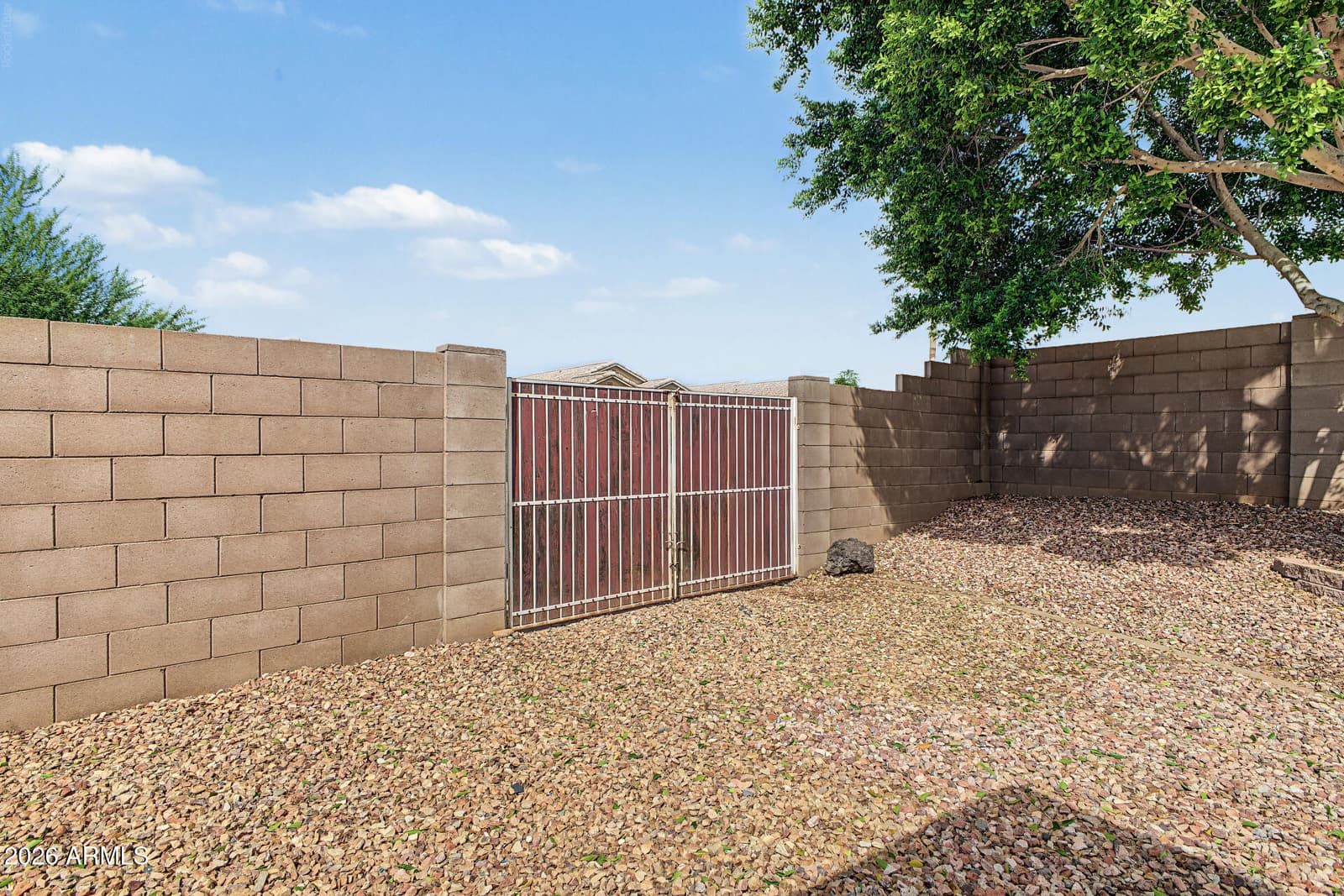 21831 N 33rd Drive, Phoenix, AZ 85027 — photo 31 of 45
