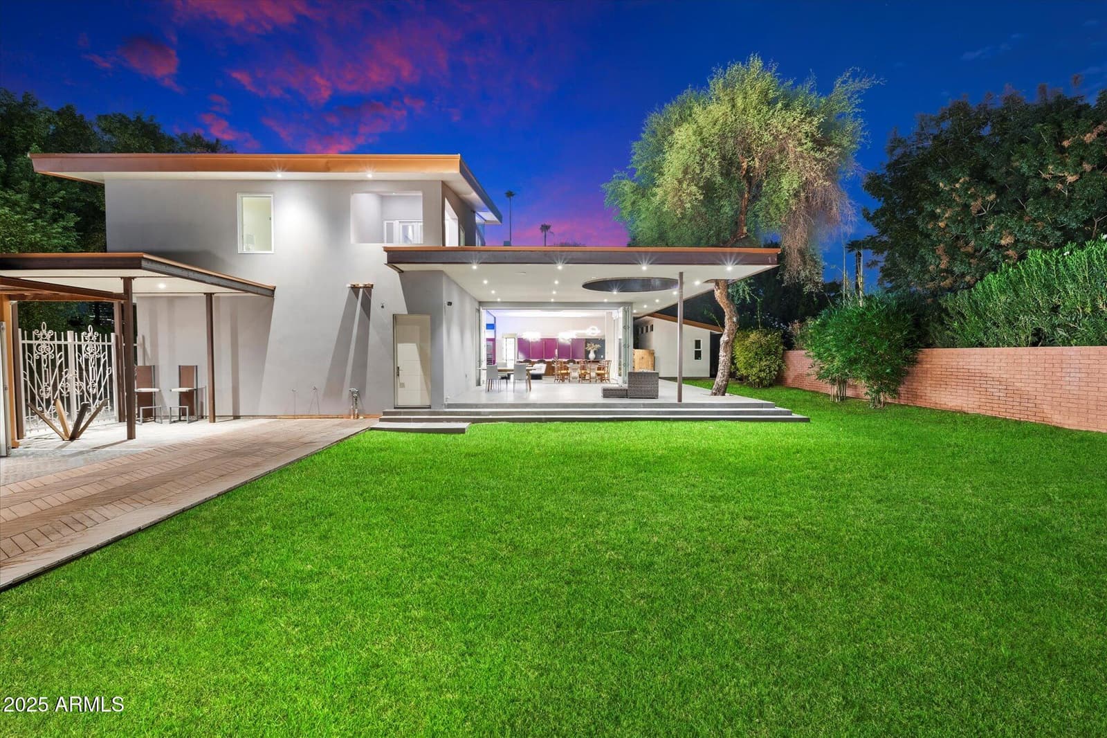 341 E Monte Vista Road, Phoenix, AZ 85004 — photo 56 of 67