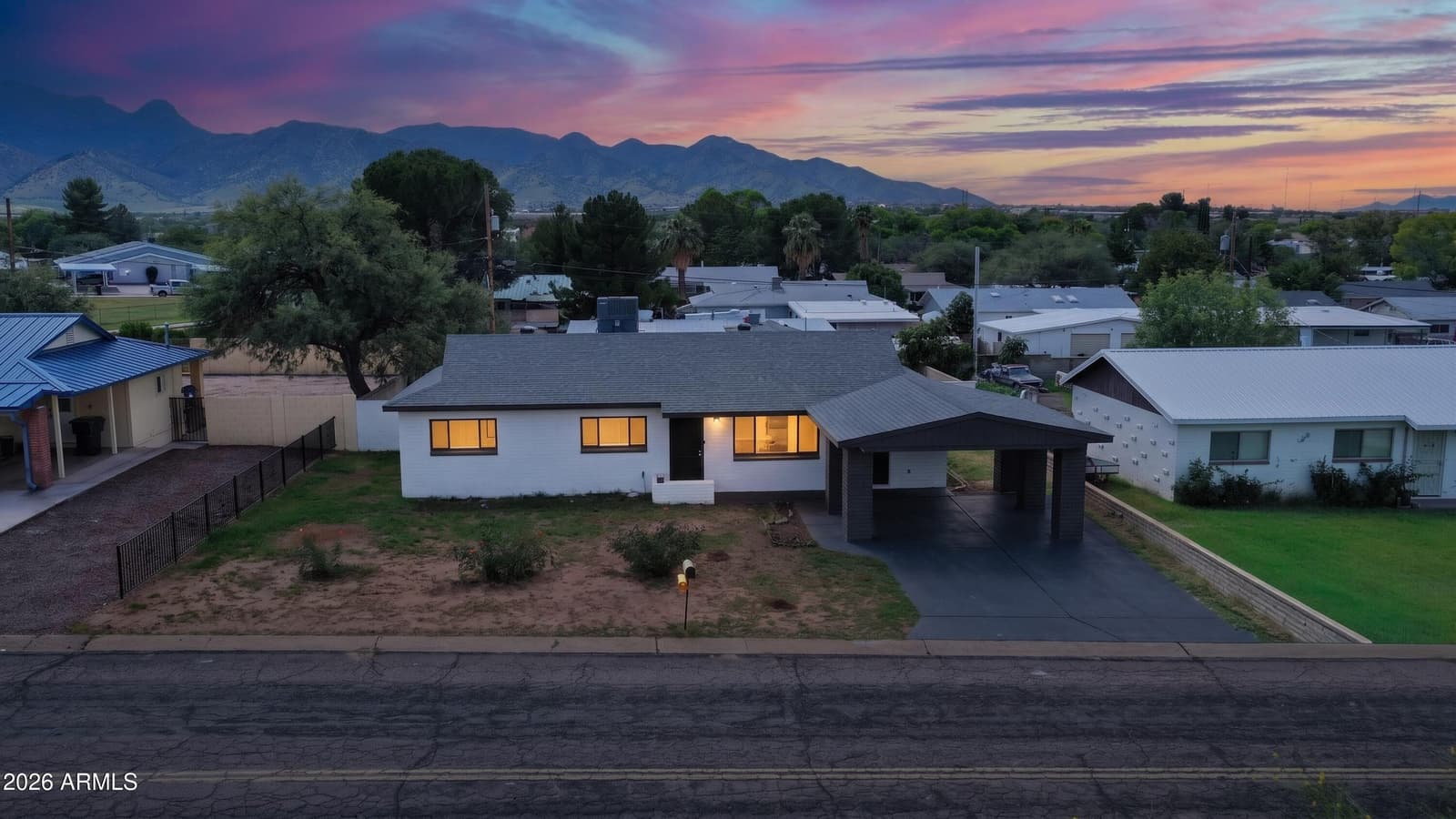 716 North Avenue, Sierra Vista, AZ 85635 — photo 1 of 47