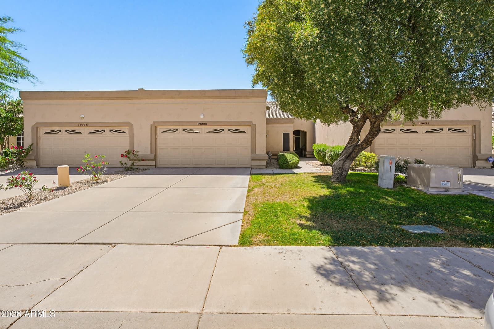 19028 N 83rd Lane, Peoria, AZ 85382 — photo 8 of 42