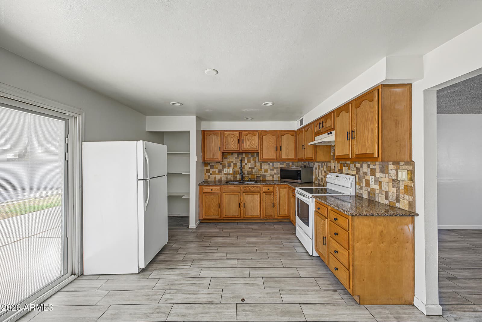 6805 W Encanto Boulevard, Phoenix, AZ 85035 — photo 11 of 26