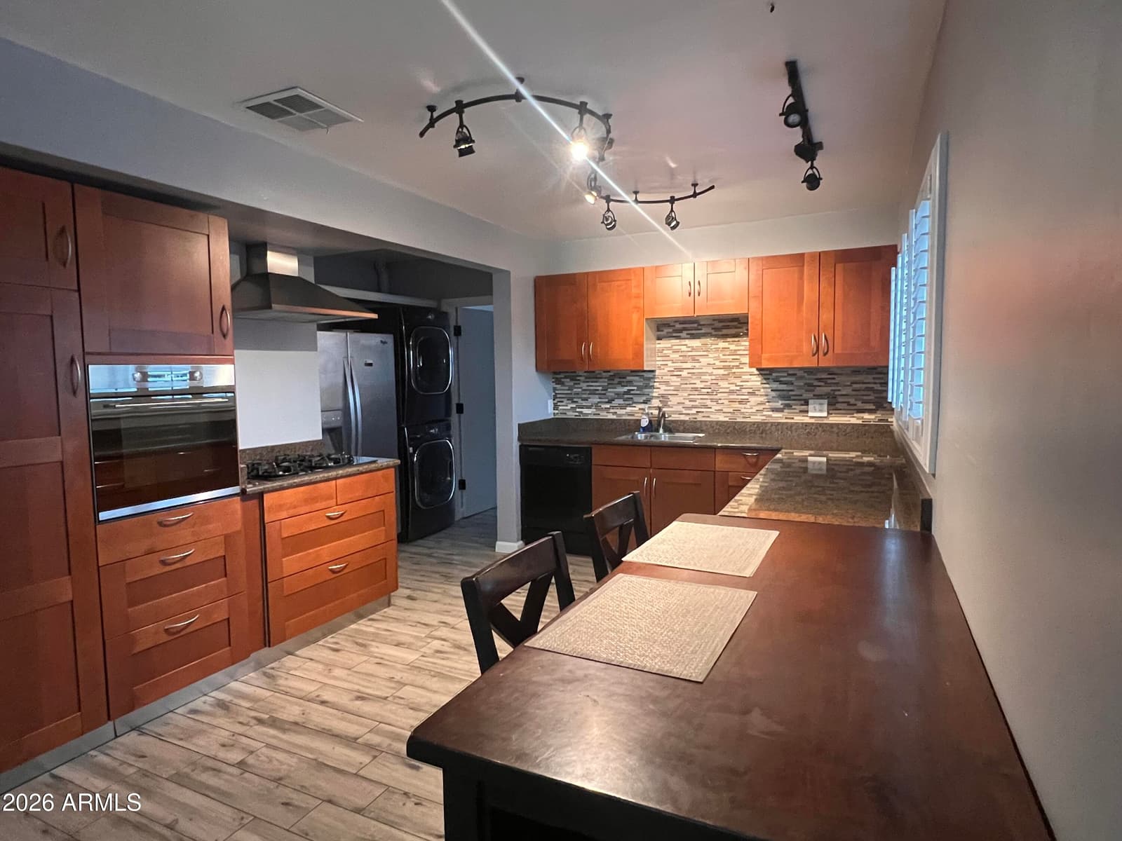 610 E 1st Place, Mesa, AZ 85203 — photo 5 of 18