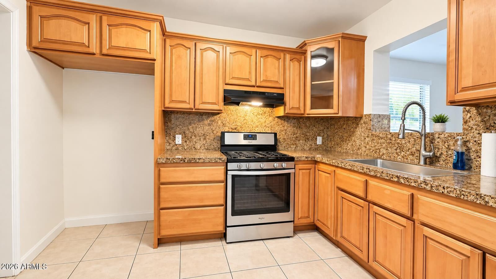 3230 E McKinley Street, Phoenix, AZ 85008 — photo 8 of 32
