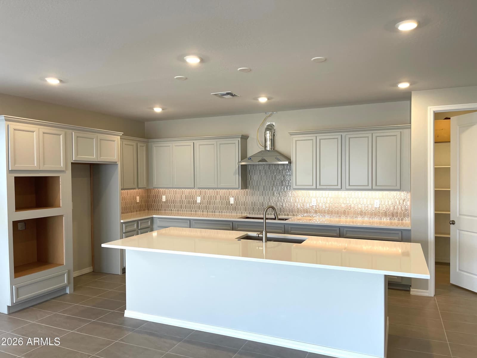 9992 W Catalina Drive, Avondale, AZ 85392 — photo 4 of 27