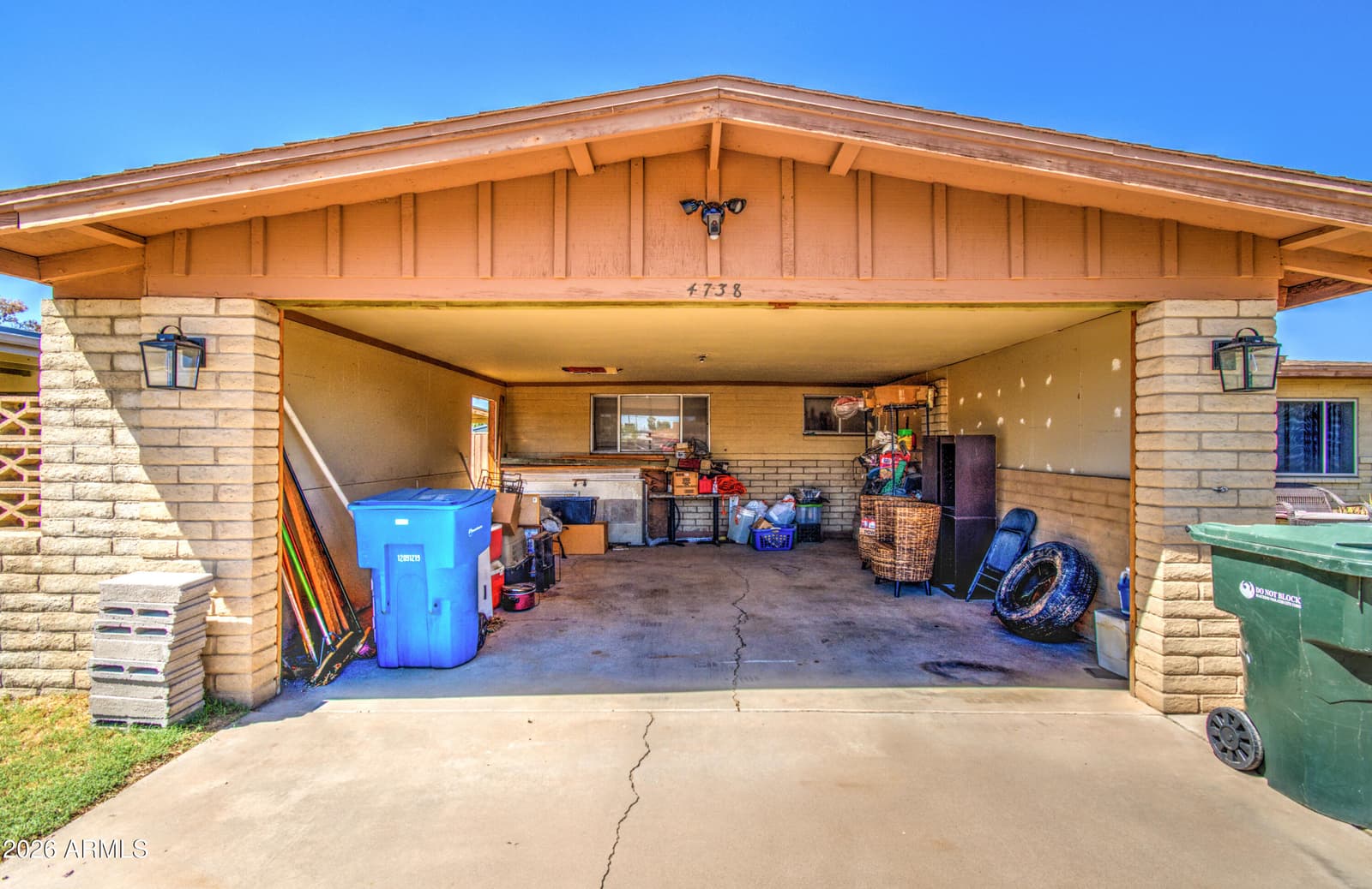 4738 N 40th Drive, Phoenix, AZ 85019 — photo 5 of 44