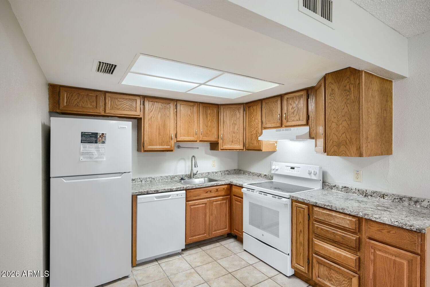 2040 S Longmore 67, Mesa, AZ 85202 — photo 12 of 28