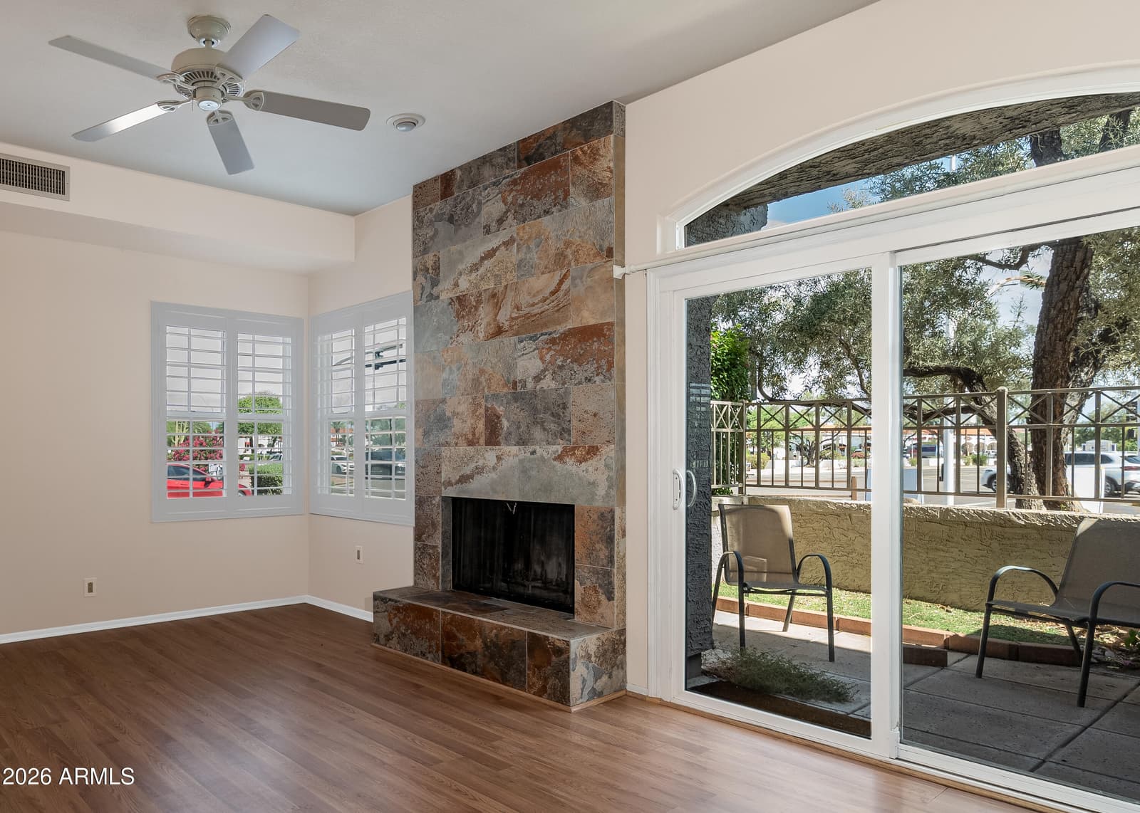 10019 E Mountain View Road 1105, Scottsdale, AZ 85258 — photo 2 of 5