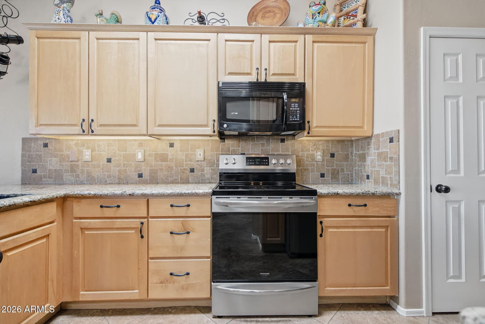 2818 W Tanya Trail, Phoenix, AZ 85086 — photo 12 of 41