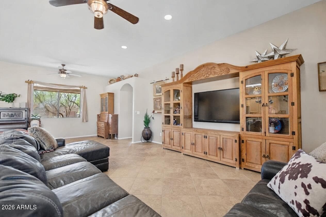 2818 W Tanya Trail, Phoenix, AZ 85086 — photo 9 of 41