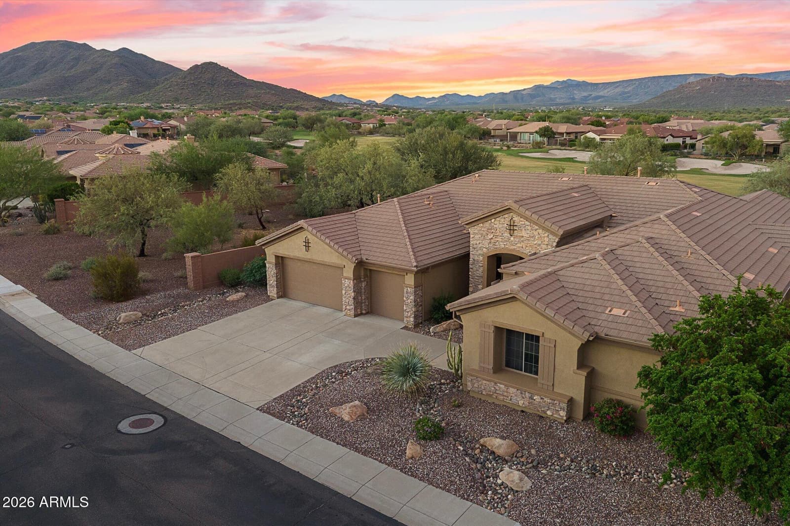 40515 N Candlewyck Lane, Anthem, AZ 85086 — photo 3 of 51