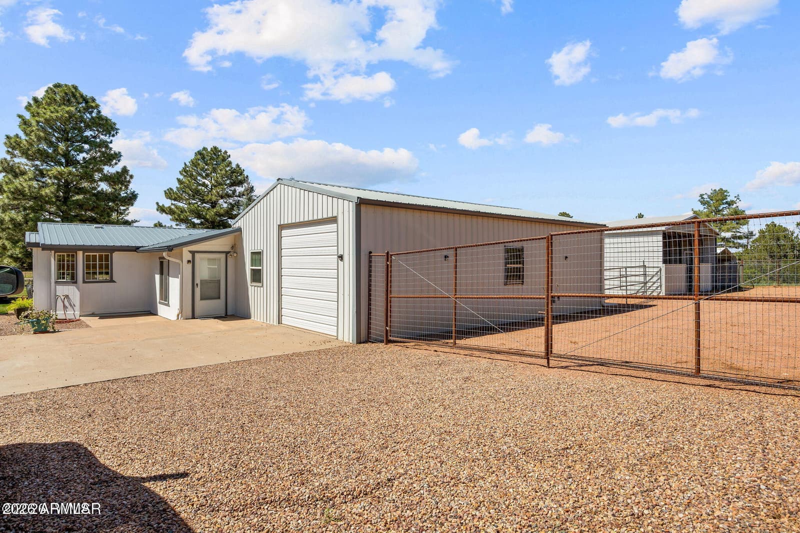 1087 Aspen Way, Show Low, AZ 85901 — photo 3 of 58