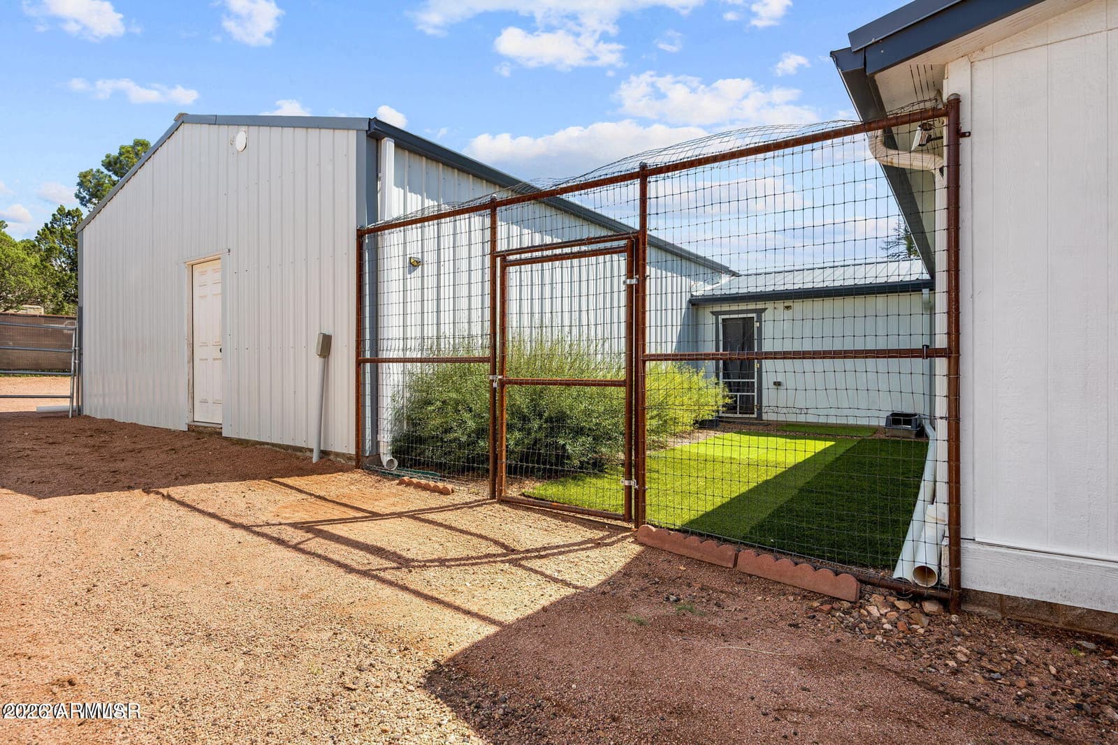 1087 Aspen Way, Show Low, AZ 85901 — photo 9 of 58