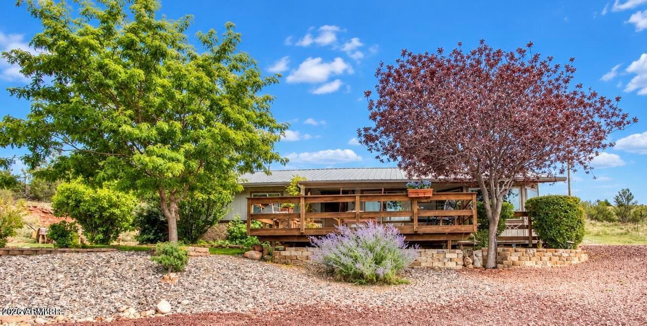 765 N Alta Vista Drive, Eagar, AZ 85925 — photo 1 of 41