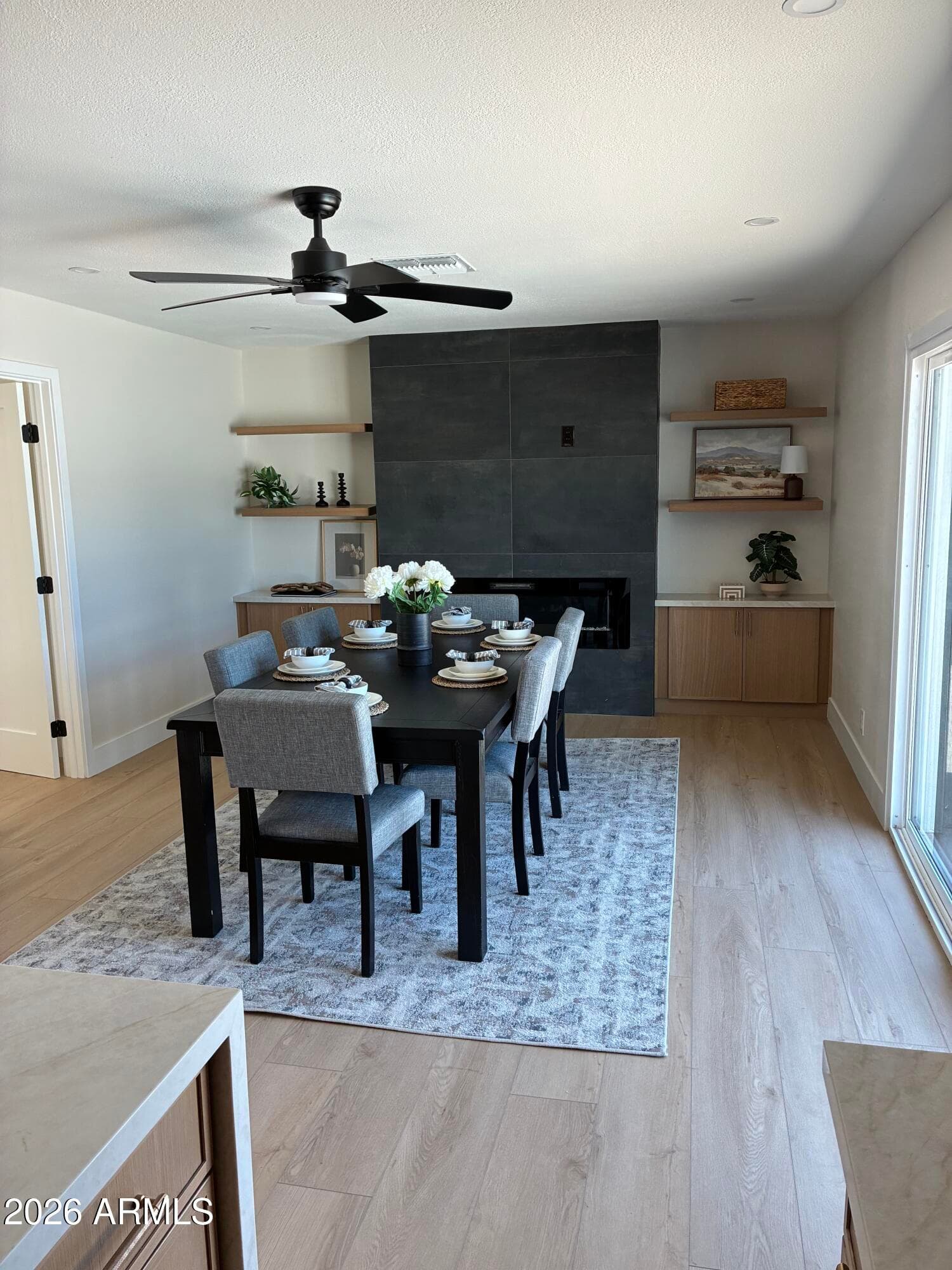 12240 N 26th Drive, Phoenix, AZ 85029 — photo 8 of 44