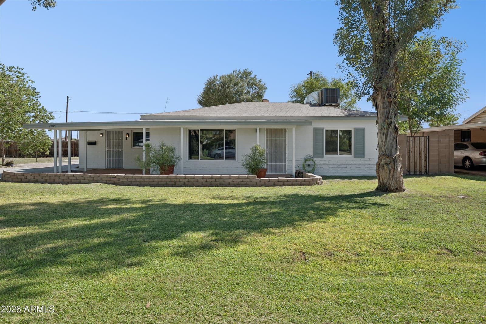 2107 W Minnezona Avenue, Phoenix, AZ 85015 — photo 2 of 40
