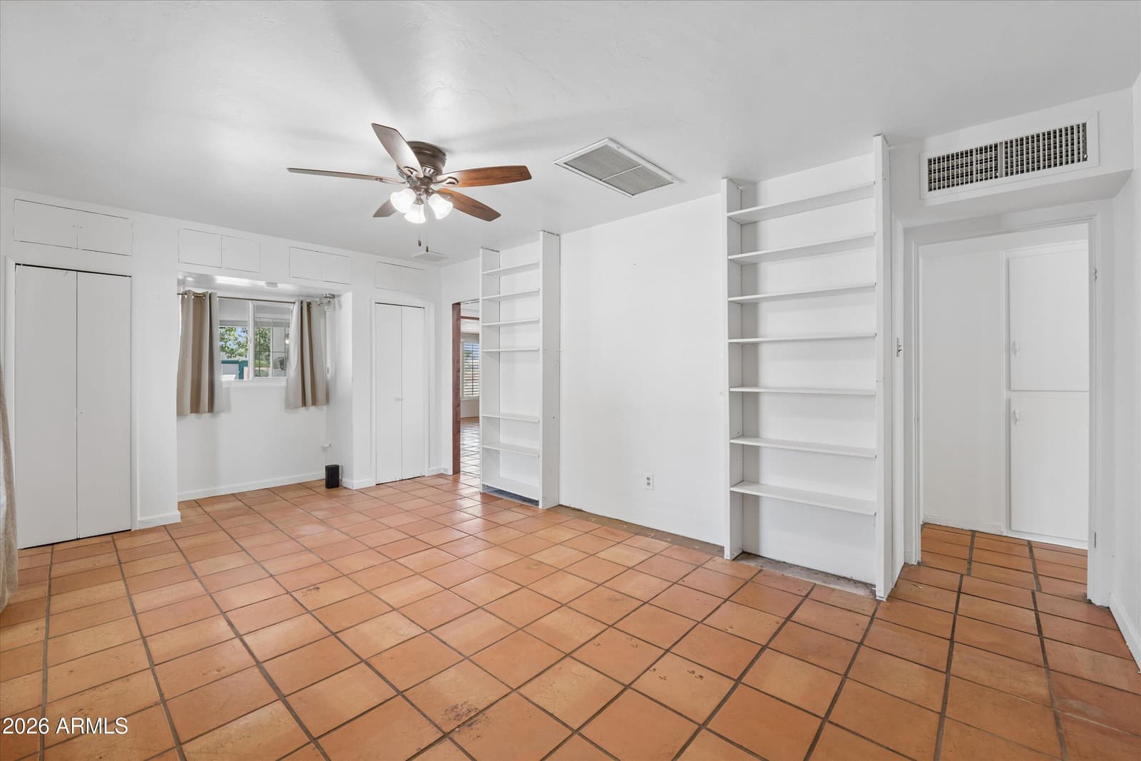 2107 W Minnezona Avenue, Phoenix, AZ 85015 — photo 14 of 40