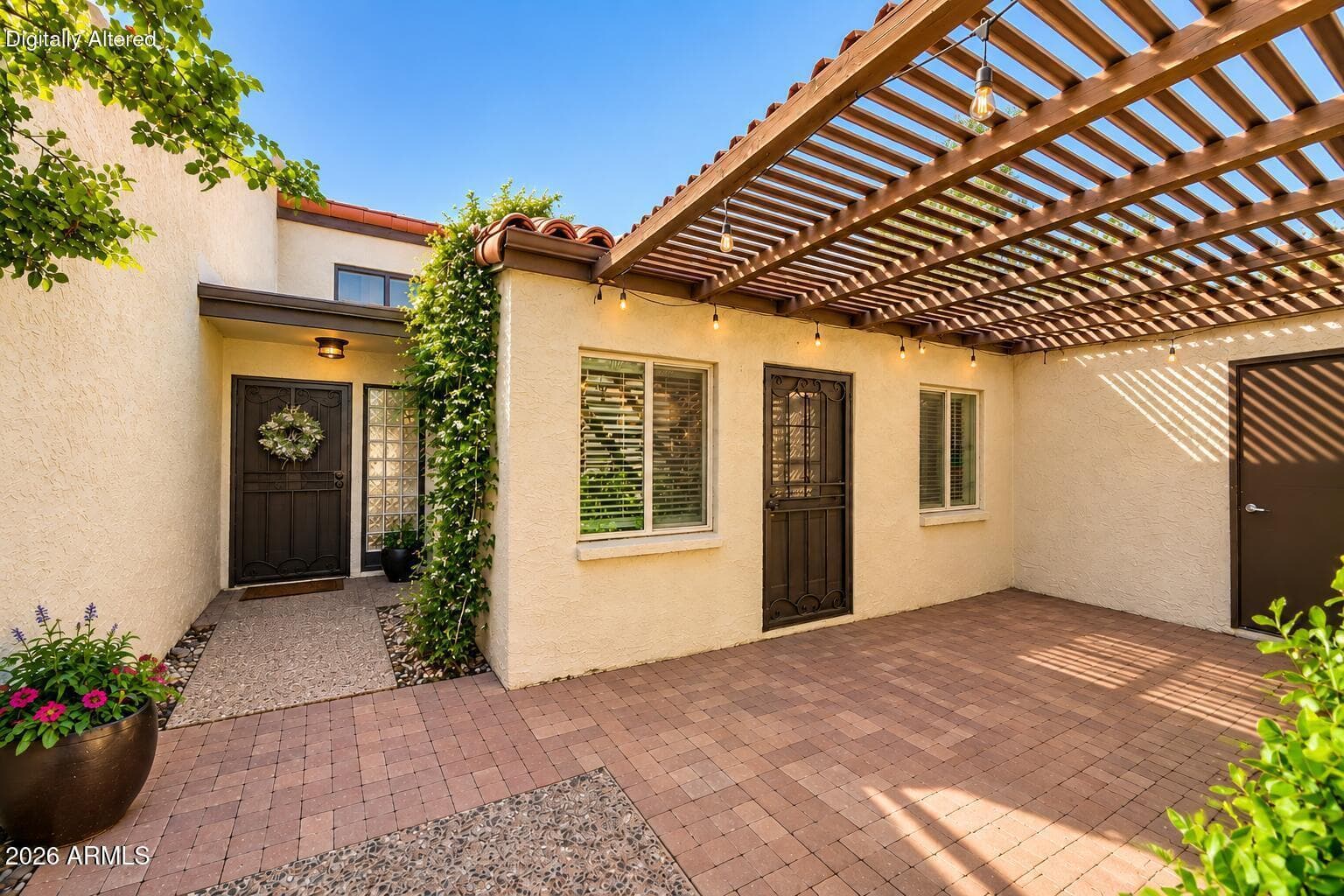 3 E Manzanita Drive, Phoenix, AZ 85020 — photo 1 of 21