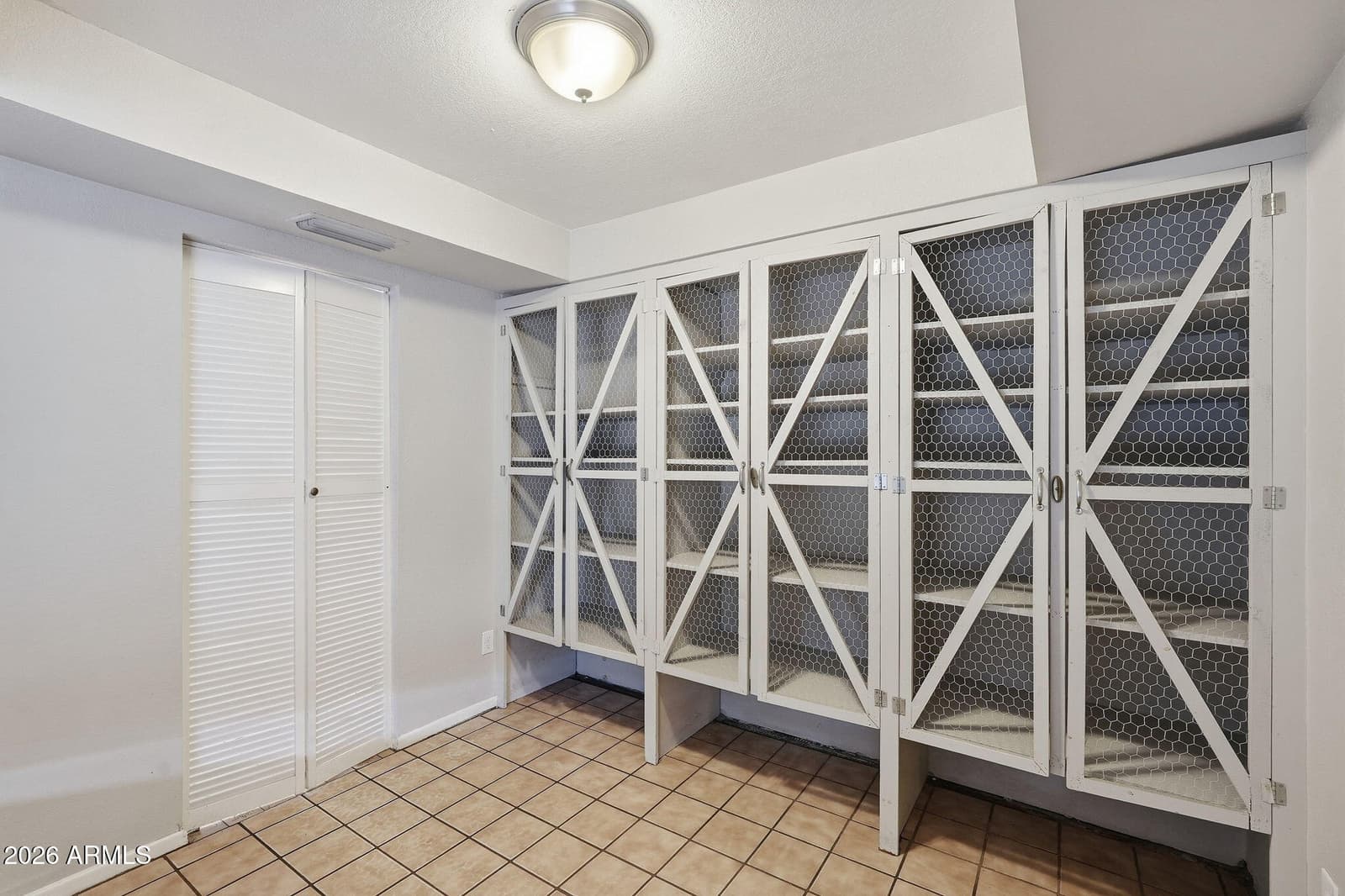 415 S Spur Street, Mesa, AZ 85204 — photo 9 of 36