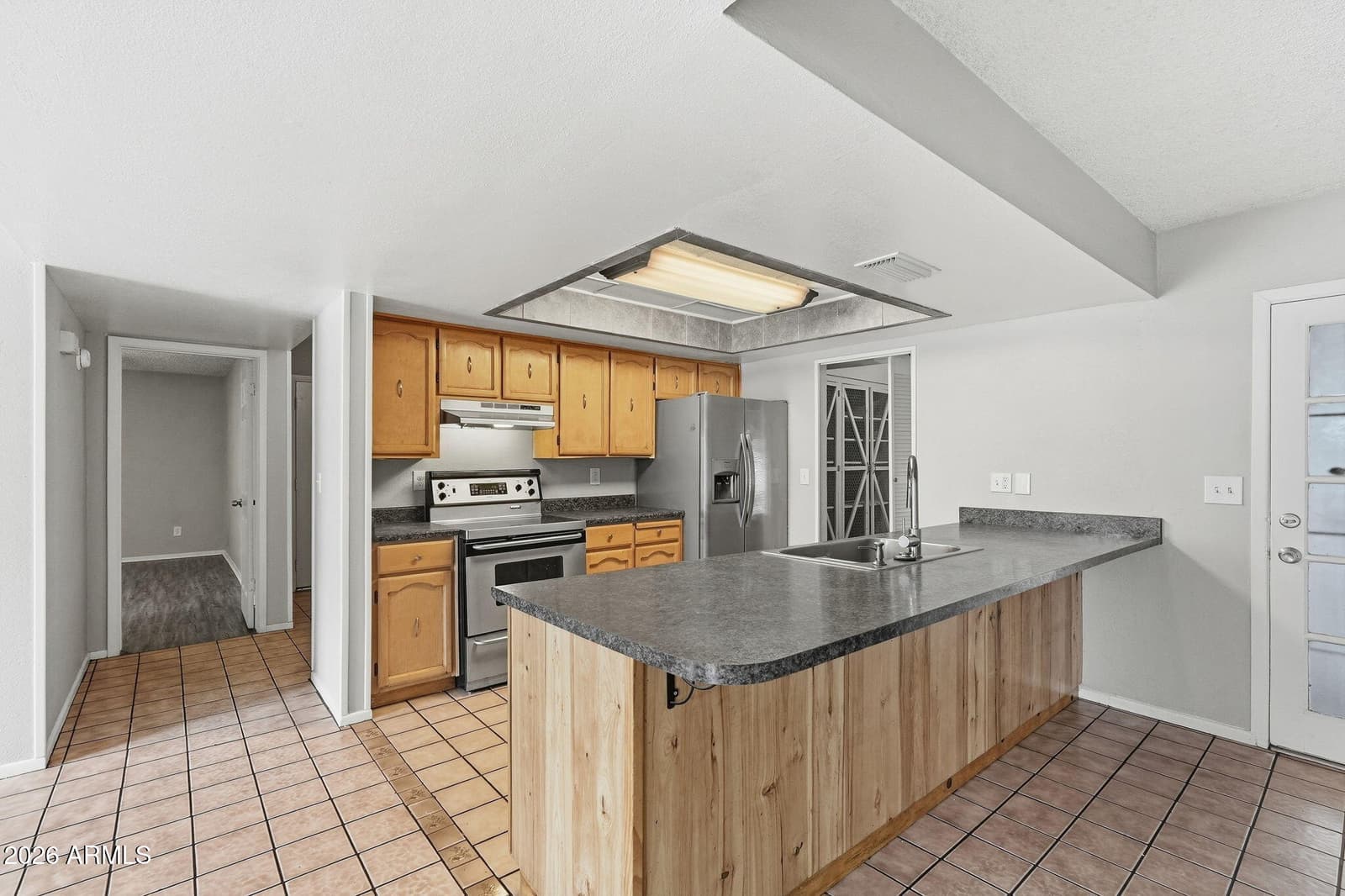 415 S Spur Street, Mesa, AZ 85204 — photo 5 of 36