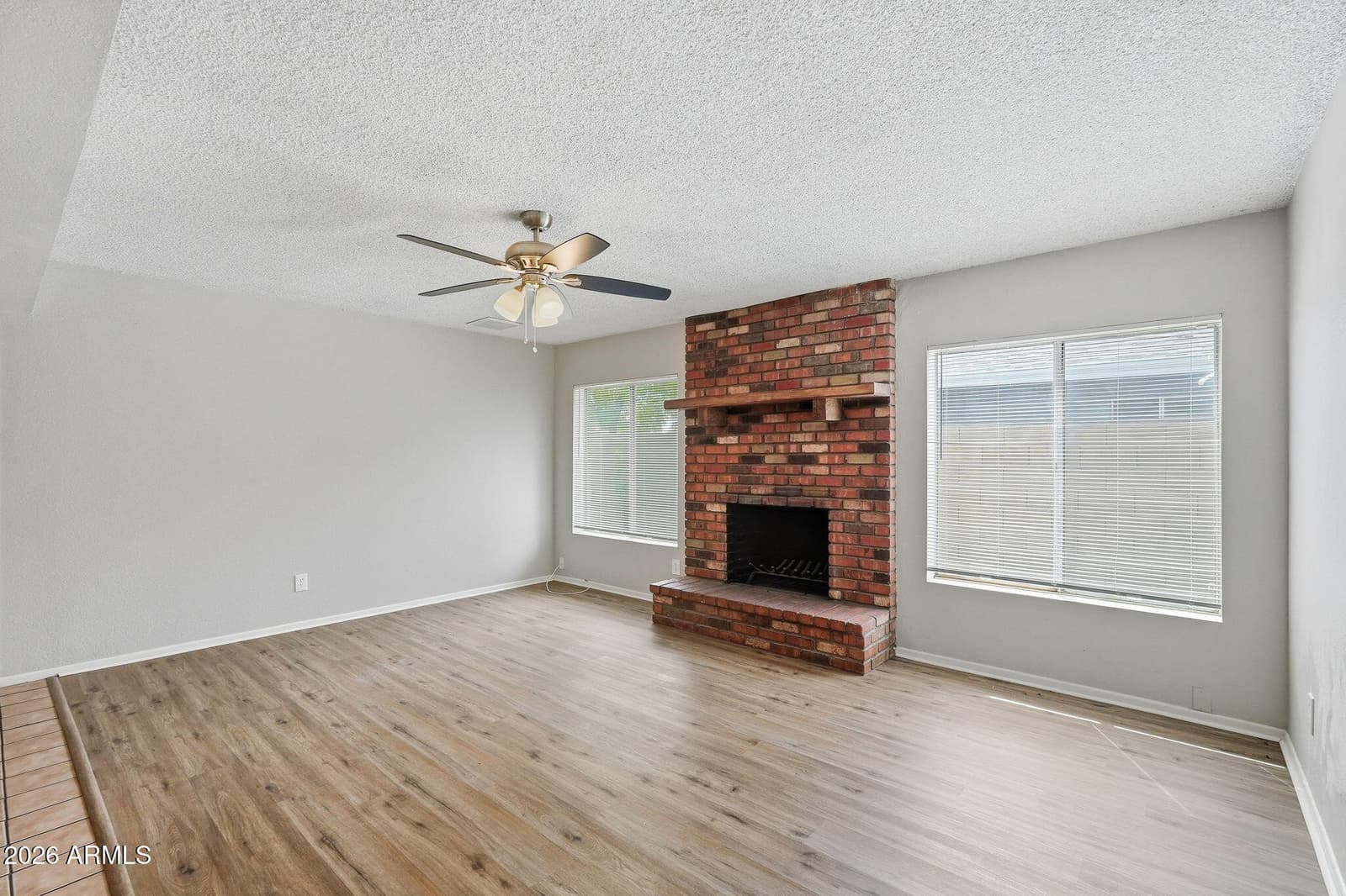415 S Spur Street, Mesa, AZ 85204 — photo 10 of 36