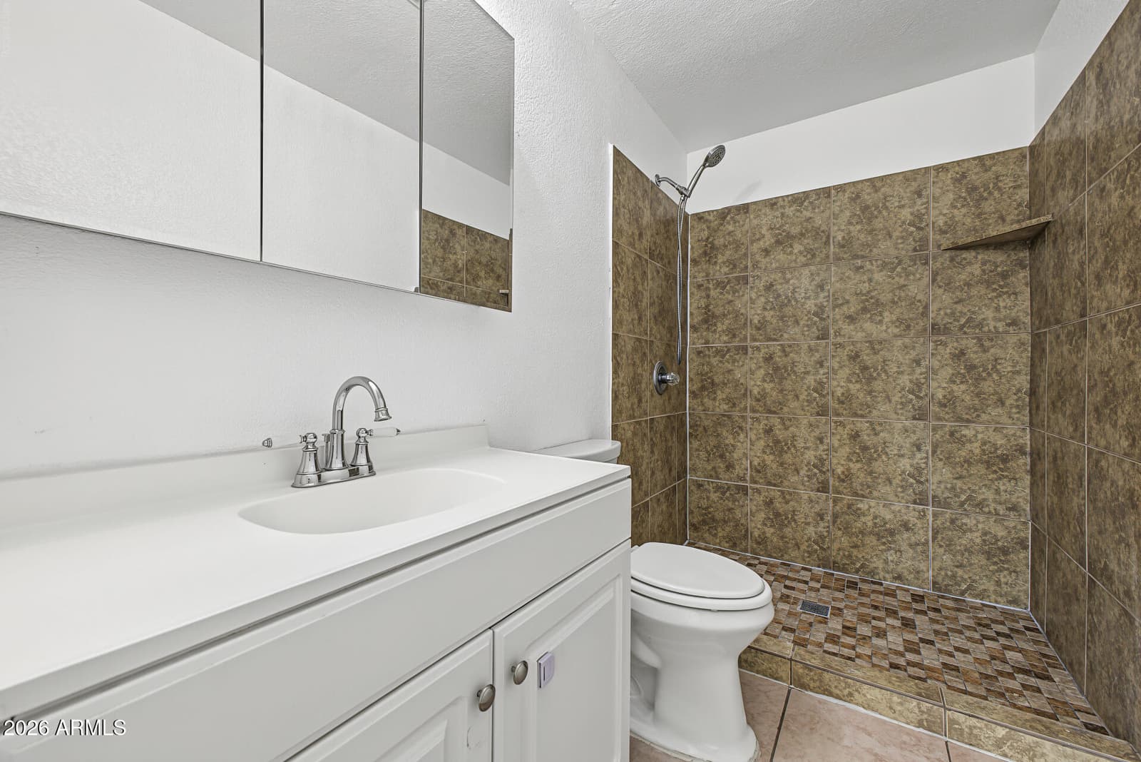 1011 N 61st Drive, Phoenix, AZ 85043 — photo 14 of 27