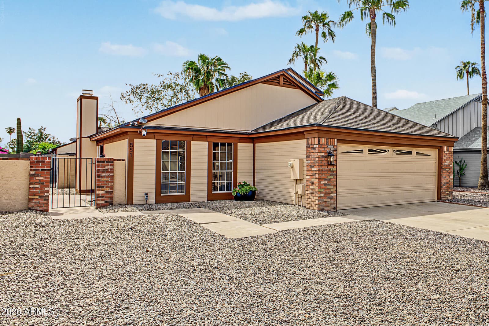 851 E Rockwell Drive, Chandler, AZ 85225 — photo 6 of 54