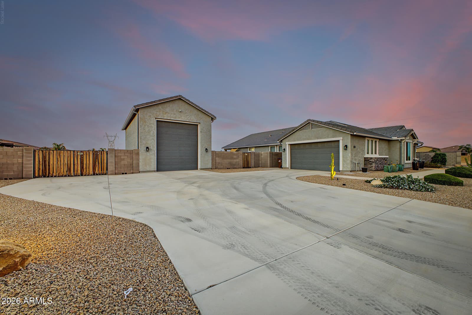 2024 E Eucalyptus Lane, San Tan Valley, AZ 85143 — photo 27 of 65